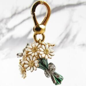 Juicy Couture Daisy Bouquet Flower Charm